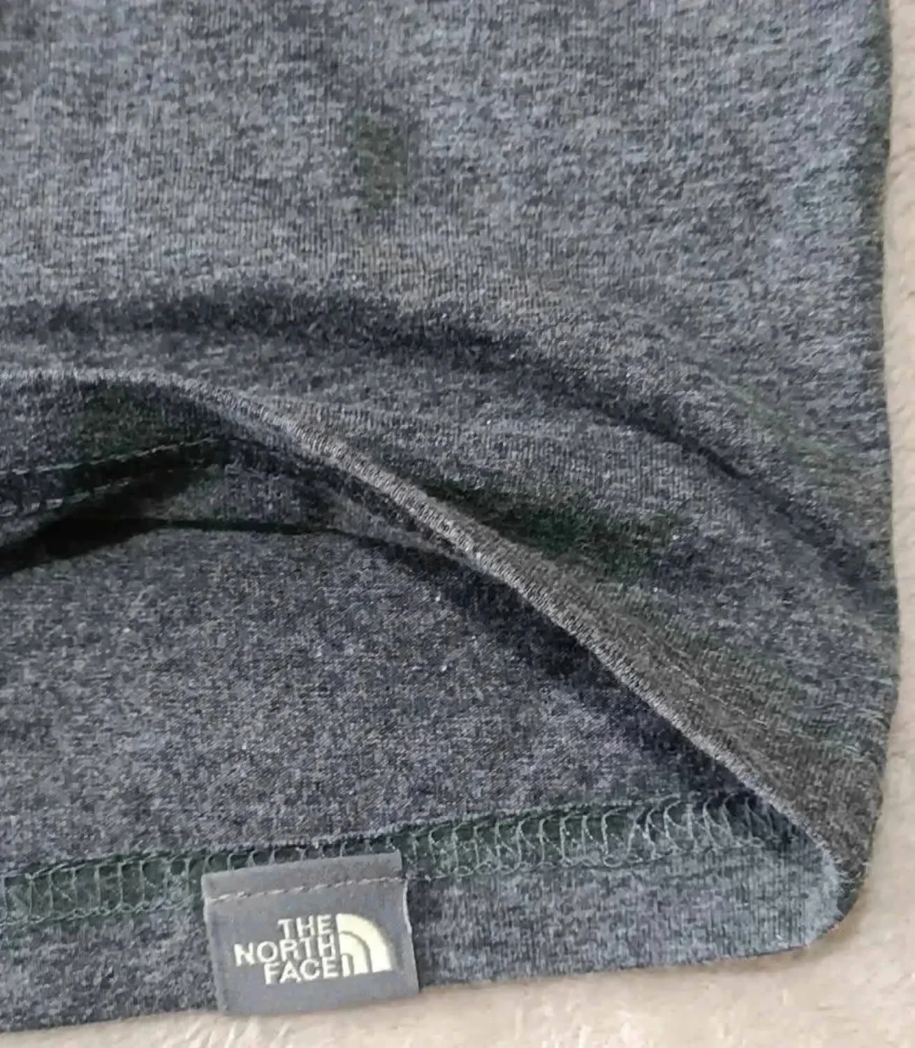 Camiseta The North Face cinza duplo logotipo tamanho M – photo 7